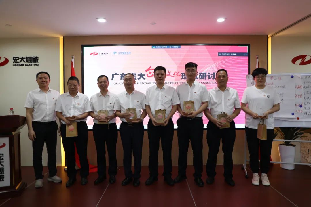 1692869681468788.jpg 640 (2).jpg